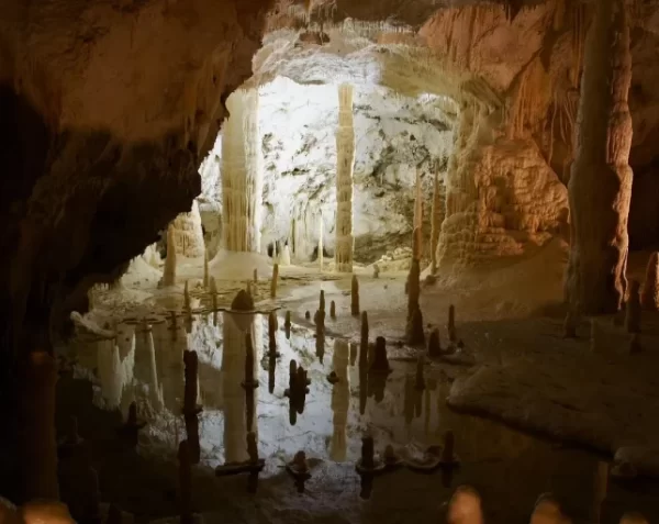 grotte-di-frasassi
